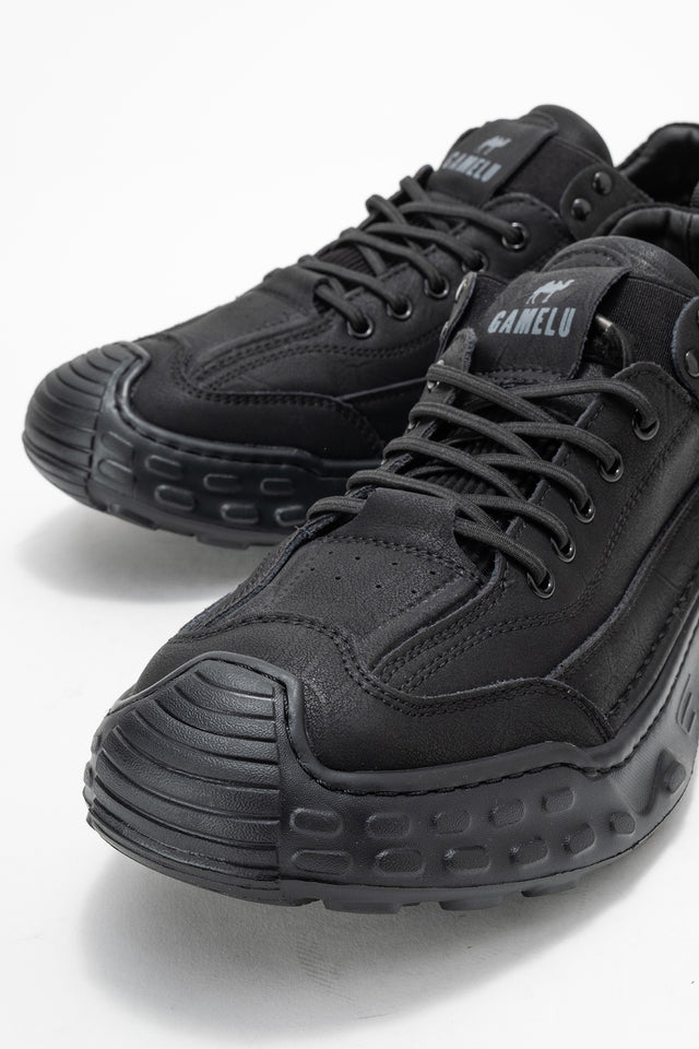 Erkek Siyah Bağcıklı Tırtıklı Kauçuk Tabanlı Sneaker Eliseo