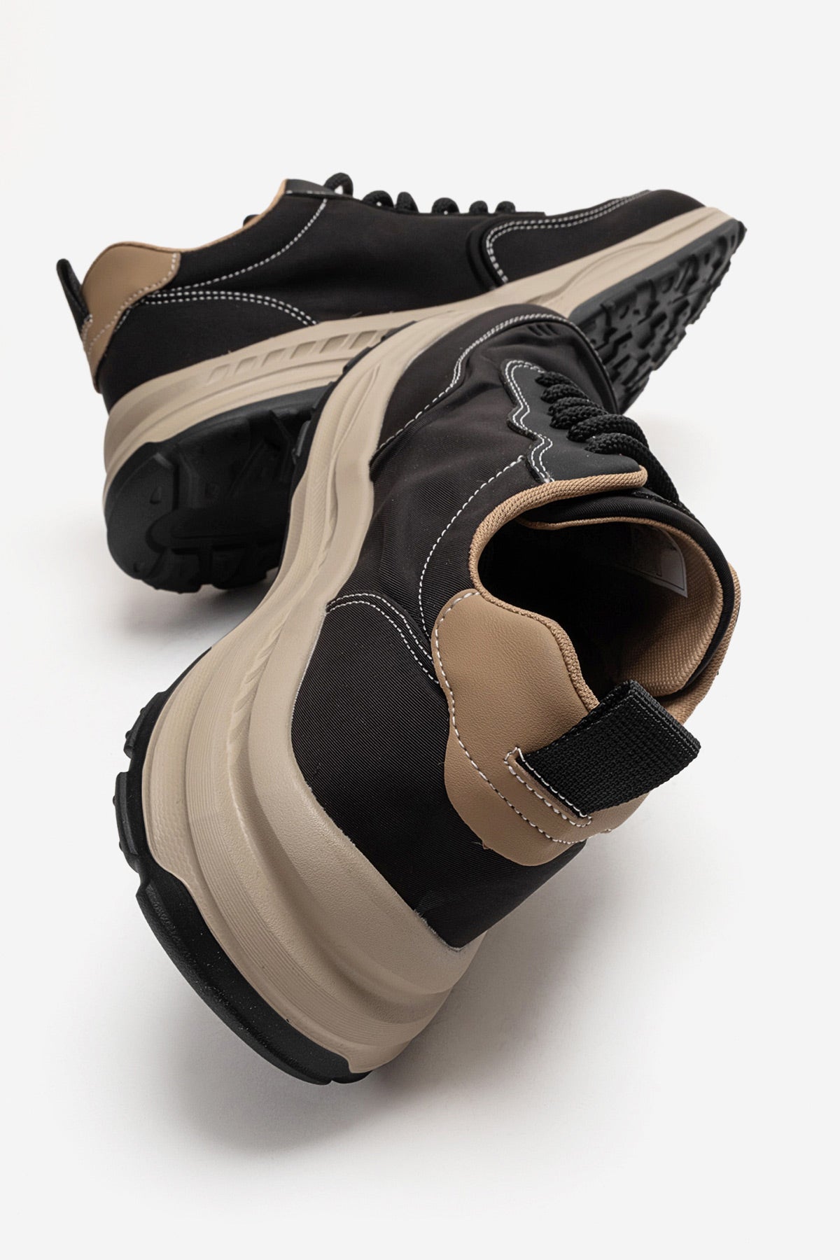 Erkek Siyah Nubuk Bağcıklı Kalın Tabanlı Sneaker Günlük Ayakkabı Edgar