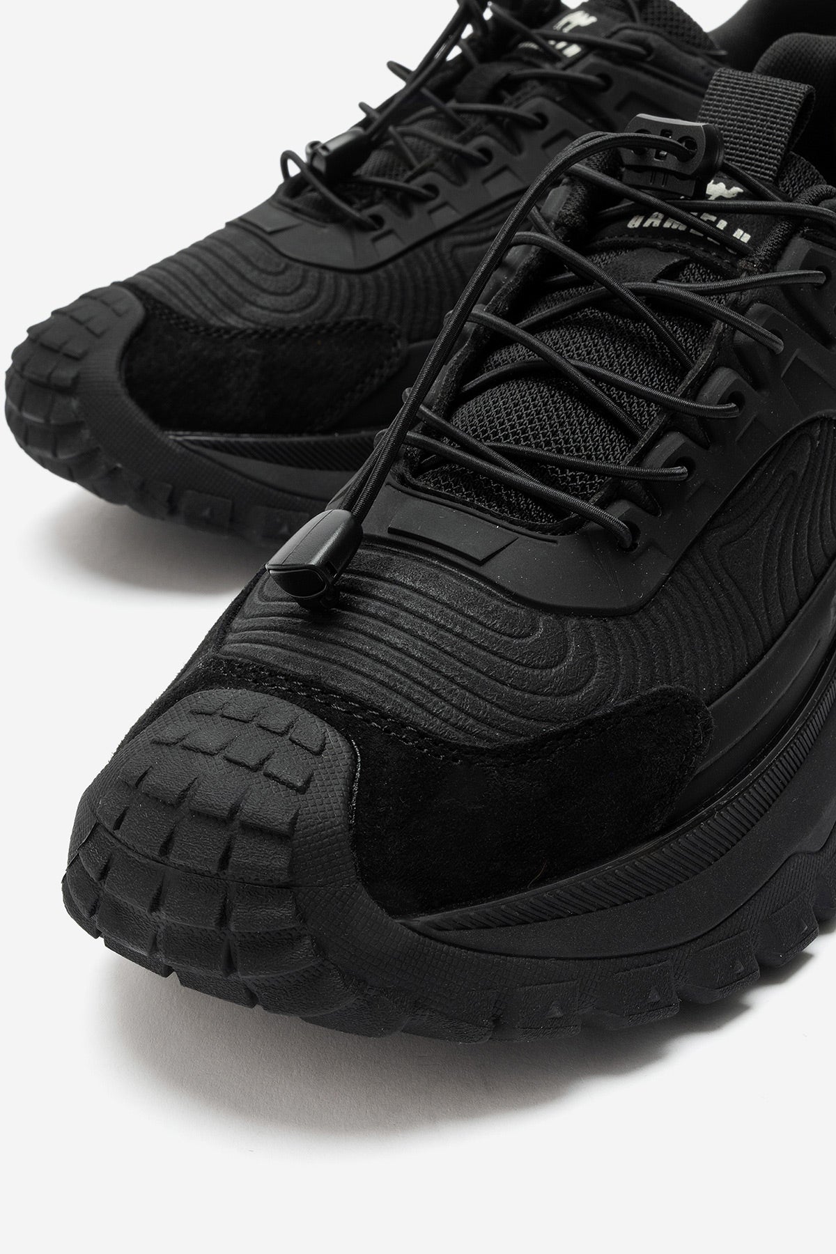 Erkek Siyah Lastik Bağcıklı Tırtıklı Taban Outdoor Sneaker Ezio