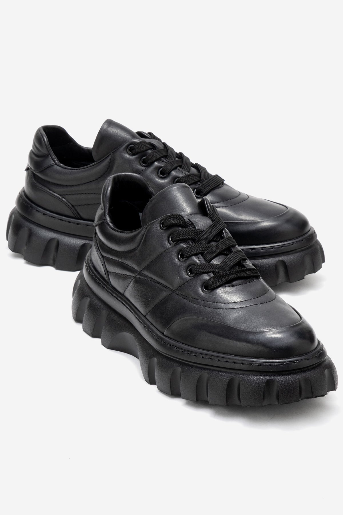 Erkek Hakiki Deri Siyah Bağcıklı Tırtıklı Kalın Taban Sneaker Alonso
