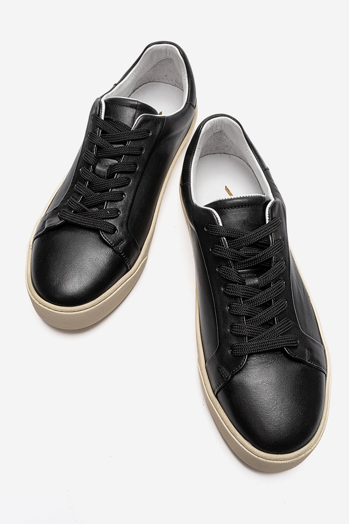 Erkek Hakiki Deri Siyah Bağcıklı Kauçuk Tabanlı Sneaker Ayakkabı Luciano