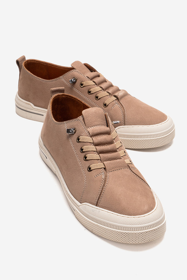 Erkek Hakiki Deri Bej Nubuk Bağcıklı Kauçuk Tabanlı Sneaker Octavio