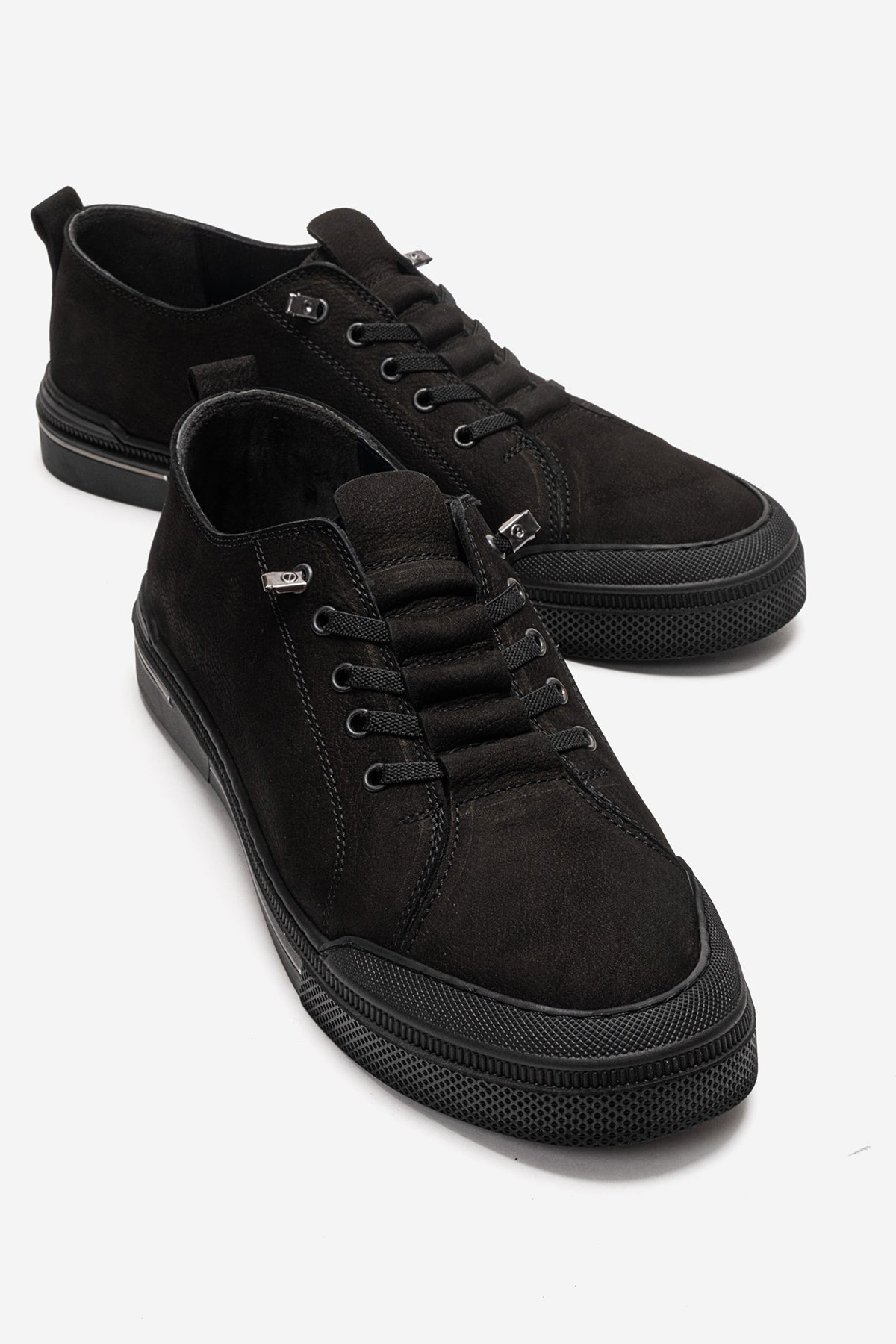 Erkek Hakiki Deri Siyah Nubuk Bağcıklı Kauçuk Tabanlı Sneaker Octavio