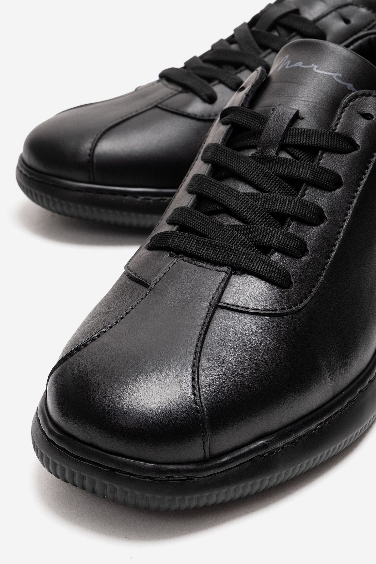 Erkek Hakiki Deri Siyah Bağcıklı Kauçuk Tabanlı Sneaker Günlük Ayakkabı Tancredi