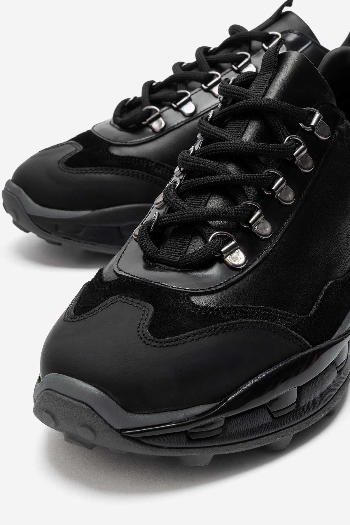 Erkek Hakiki Deri Siyah Bağcıklı Dişli Kaymaz Tabanlı Sneaker Umberto