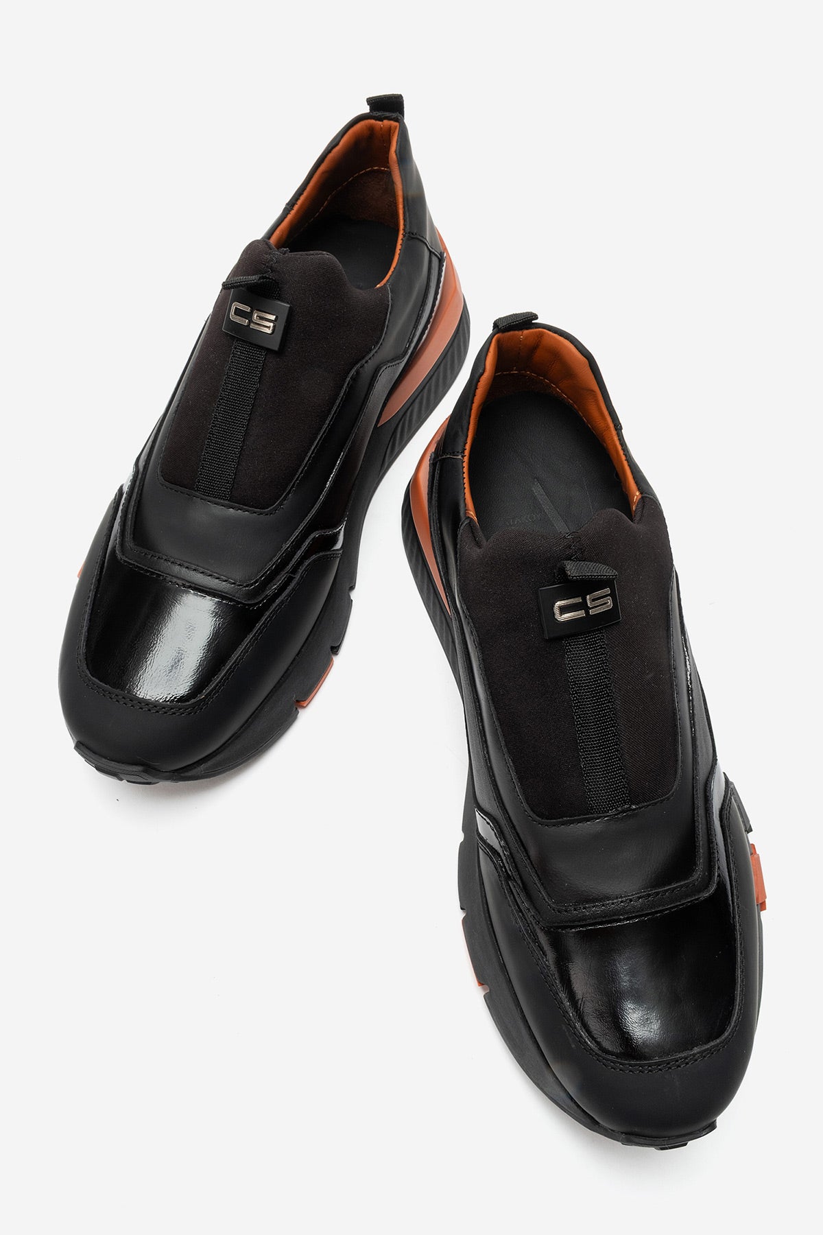 Erkek Hakiki Deri Siyah Bağcıksız Kalın Kauçuk Tabanlı Sneaker Victor