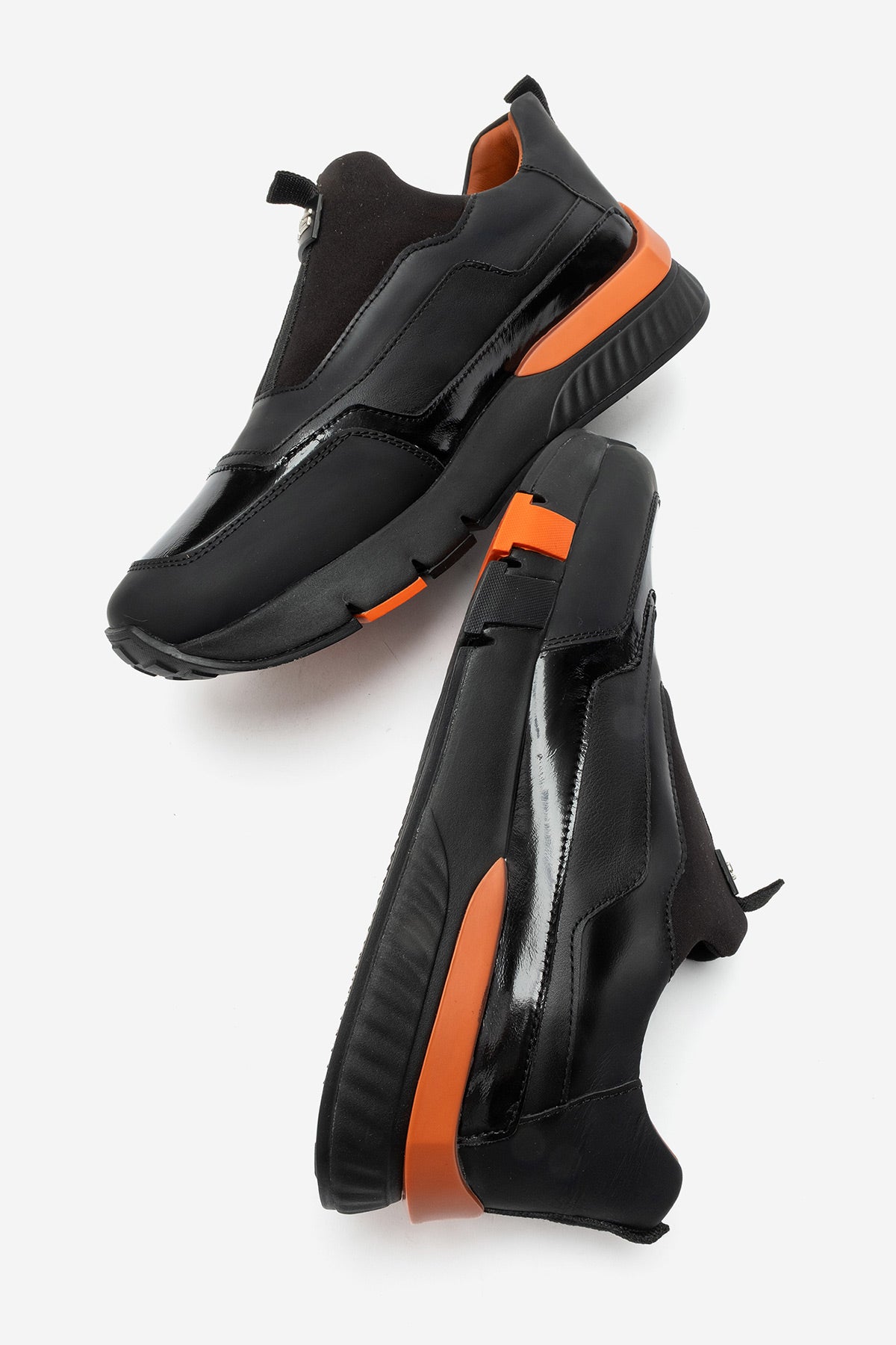 Erkek Hakiki Deri Siyah Bağcıksız Kalın Kauçuk Tabanlı Sneaker Victor