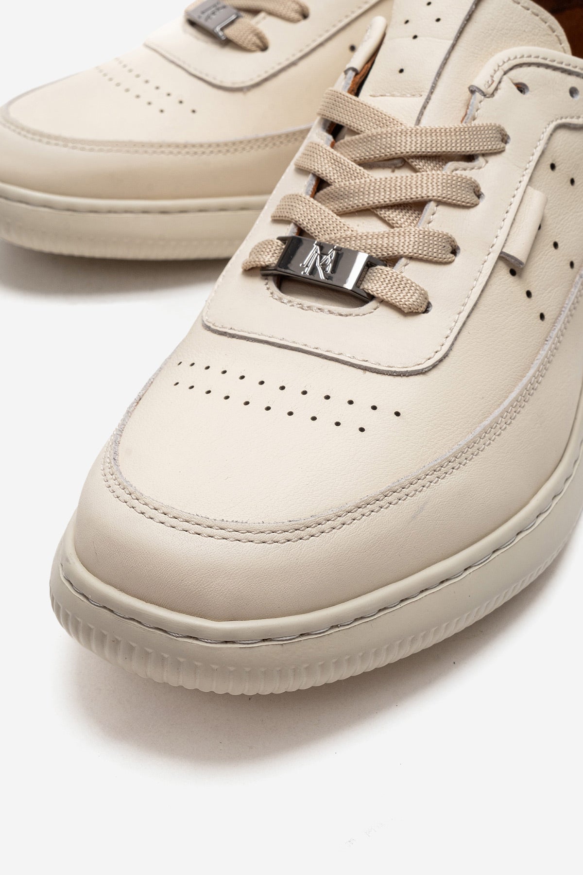 Erkek Hakiki Deri Krem Perfore Bağcıklı Kalın Tabanlı Sneaker Tiberio