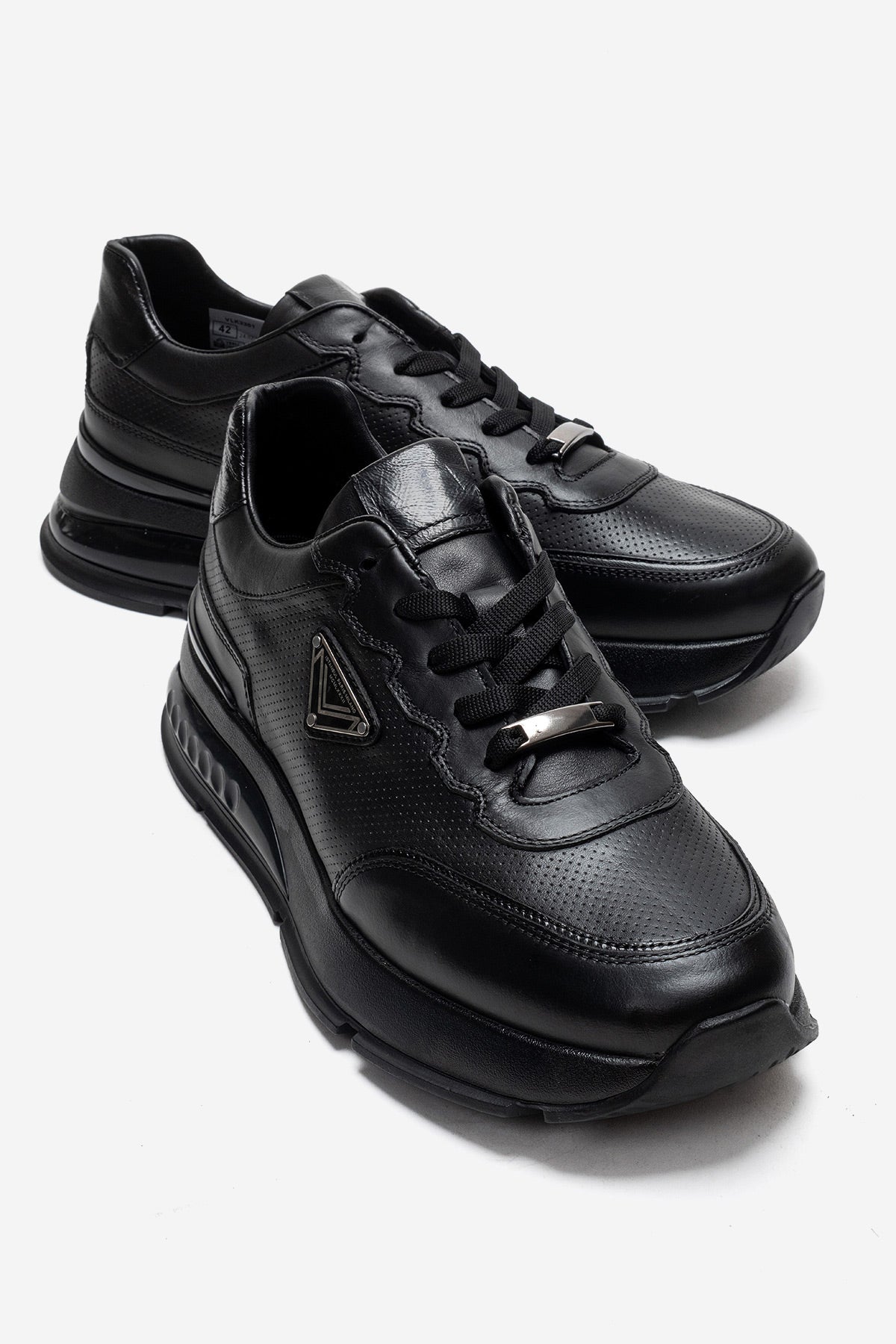 Erkek Hakiki Deri Siyah Perfore Detaylı Bağcıklı Kalın Tabanlı Sneaker Günlük Ayakkabı Walter