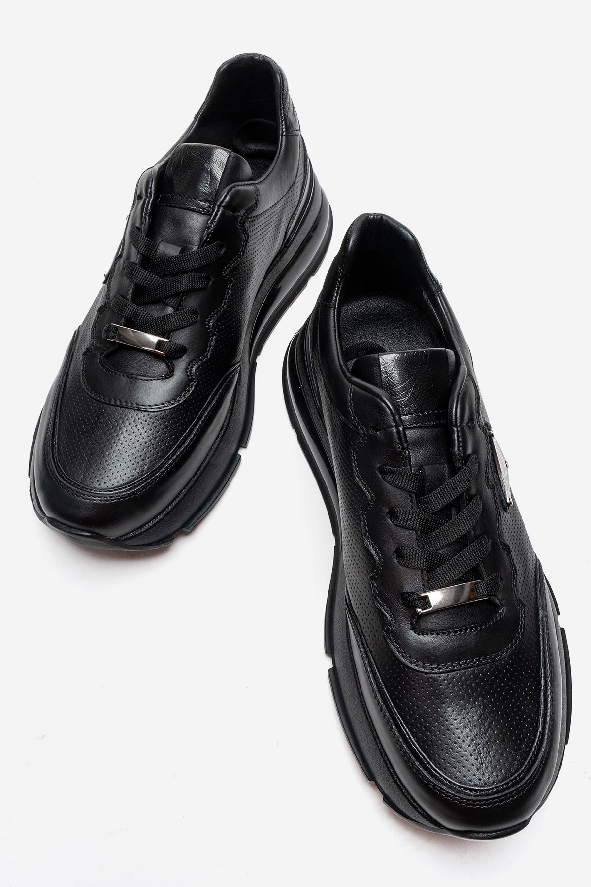 Erkek Hakiki Deri Siyah Perfore Detaylı Bağcıklı Kalın Tabanlı Sneaker Günlük Ayakkabı Walter