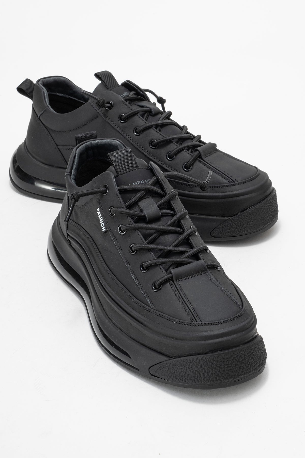Erkek Siyah Lastik Bağcıklı Kalın Tabanlı Sneaker Ayakkabı Milo