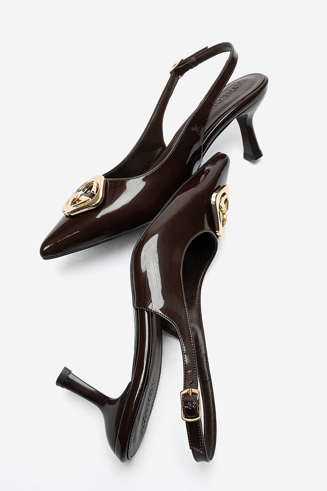 Kadın Kahve Rugan Metal Tokalı Sivri Burun Arkası Açık 7 cm Orta Topuklu Ayakkabı Federica