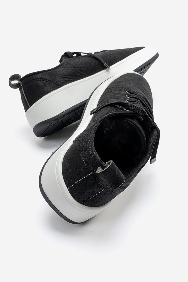 Kadın Siyah Bağcıklı Hafif Tabanlı Günlük Sneaker Berta