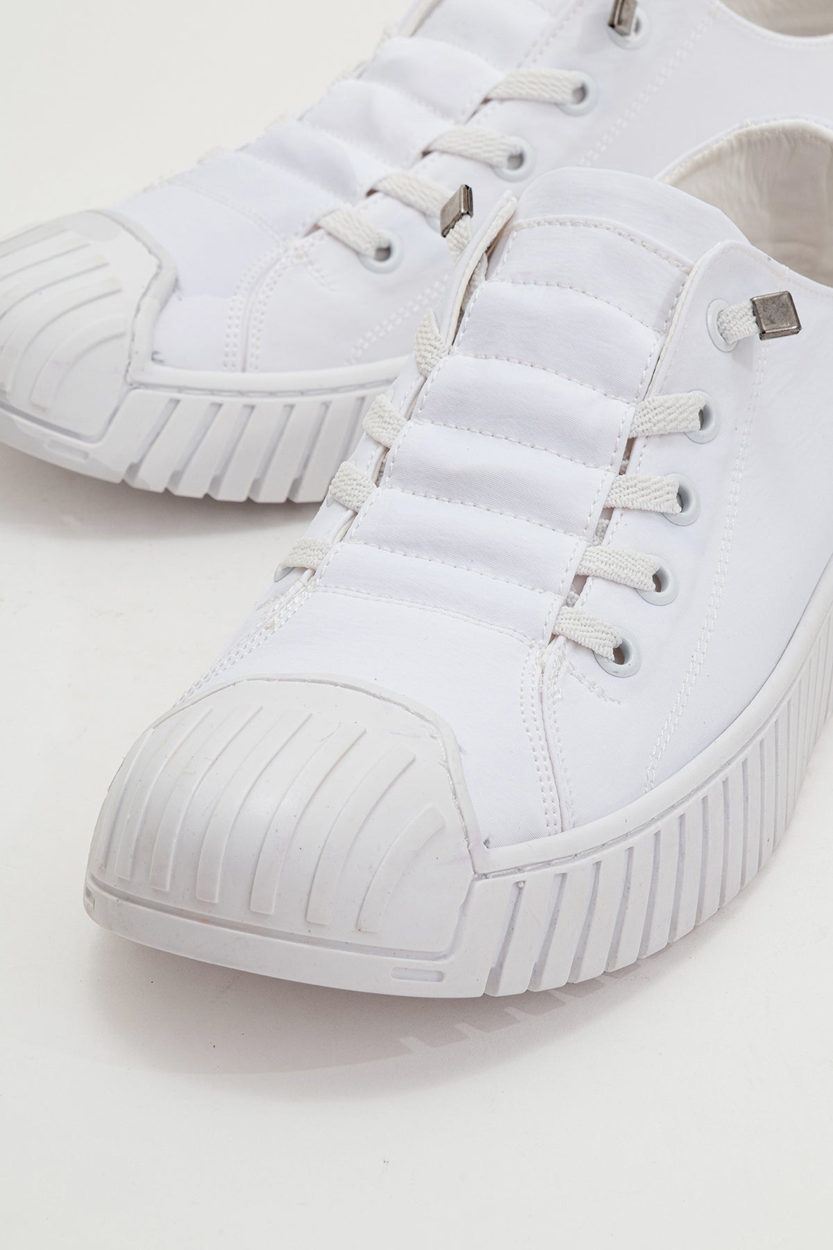 Kadın Beyaz Tekstil Bağcıklı Kalın Tabanlı Sneaker Günlük Ayakkabı Aveline