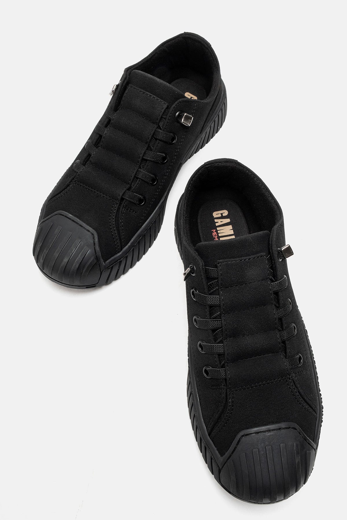 Kadın Siyah Nubuk Bağcıklı Kauçuk Burunlu Günlük Sneaker Vigor