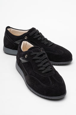 Kadın Hakiki Deri Siyah Süet Bağcıklı Kauçuk Tabanlı Sneaker Anika