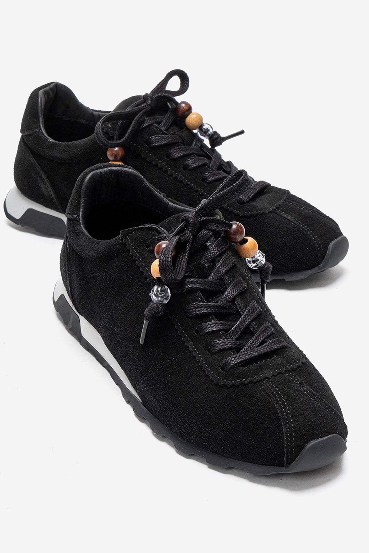 Kadın Hakiki Deri Siyah Süet Boncuk Detaylı Bağcıklı Sneaker Estella
