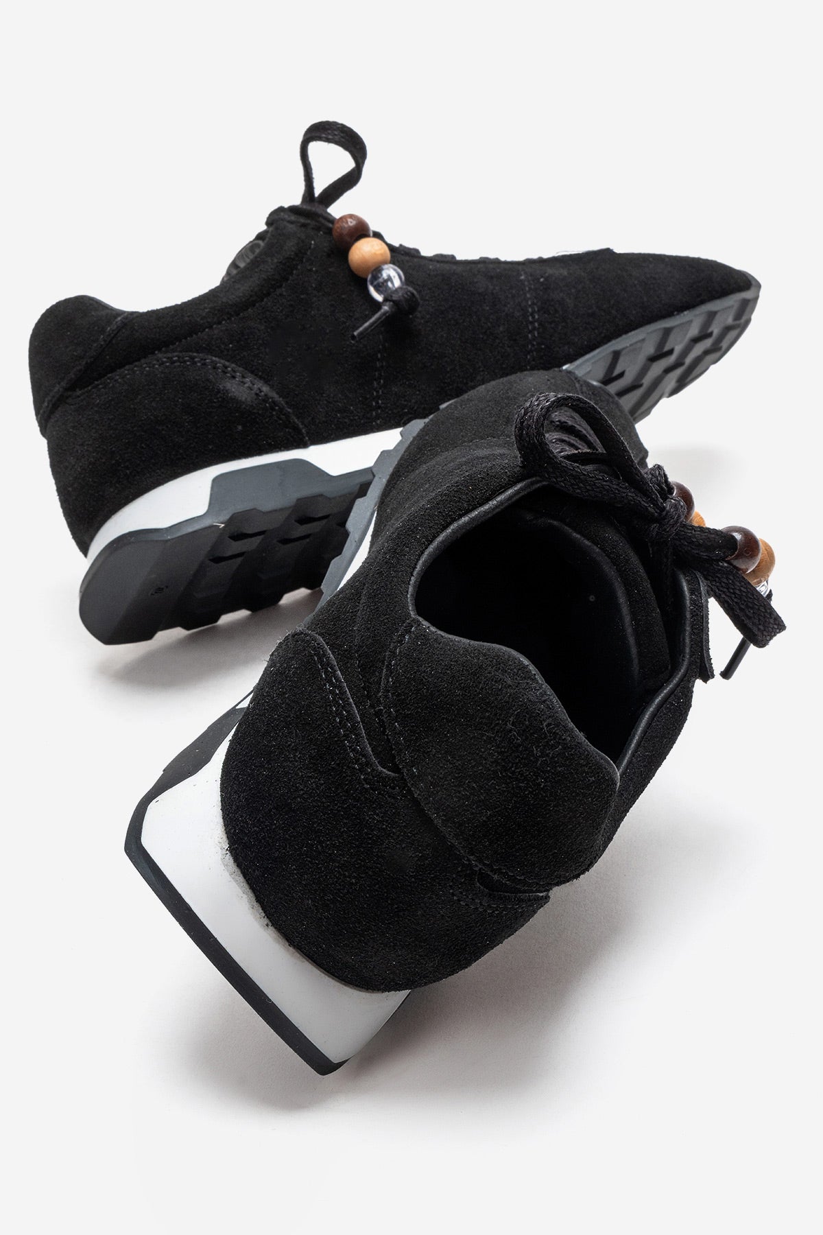 Kadın Hakiki Deri Siyah Süet Boncuk Detaylı Bağcıklı Sneaker Estella