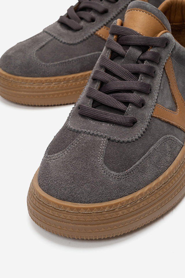 Kadın Hakiki Deri Gri Süet Bağcıklı Kauçuk Tabanlı Sneaker Jimena