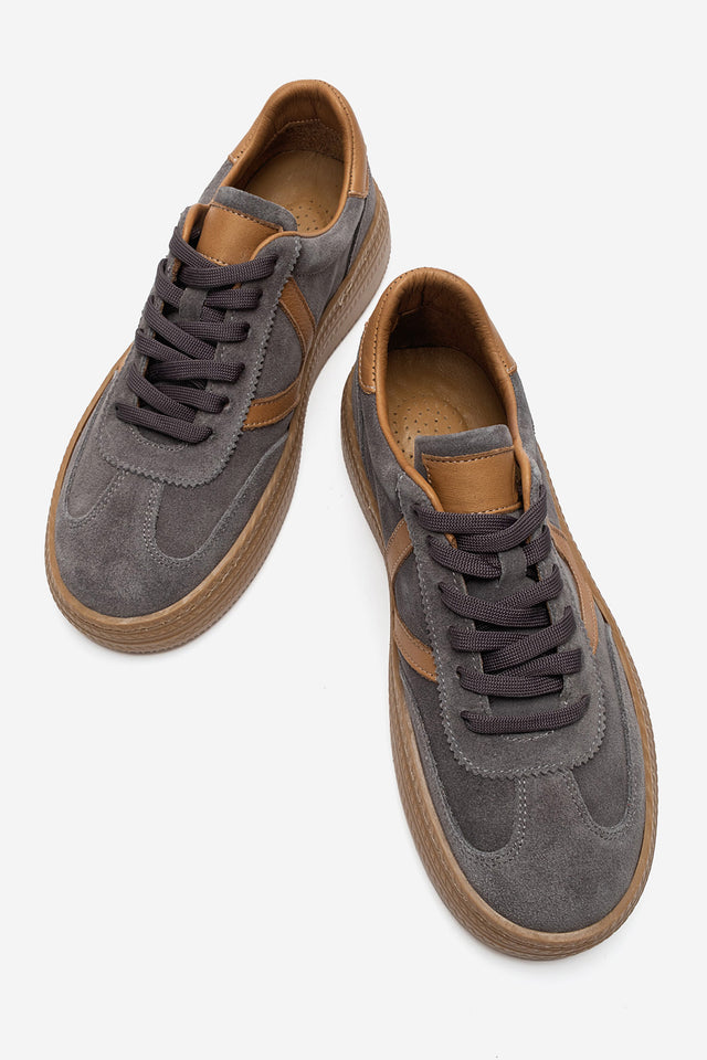 Kadın Hakiki Deri Gri Süet Bağcıklı Kauçuk Tabanlı Sneaker Jimena