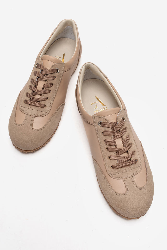 Kadın Hakiki Deri Bej Süet Bağcıklı Hafif Taban Günlük Sneaker Marta