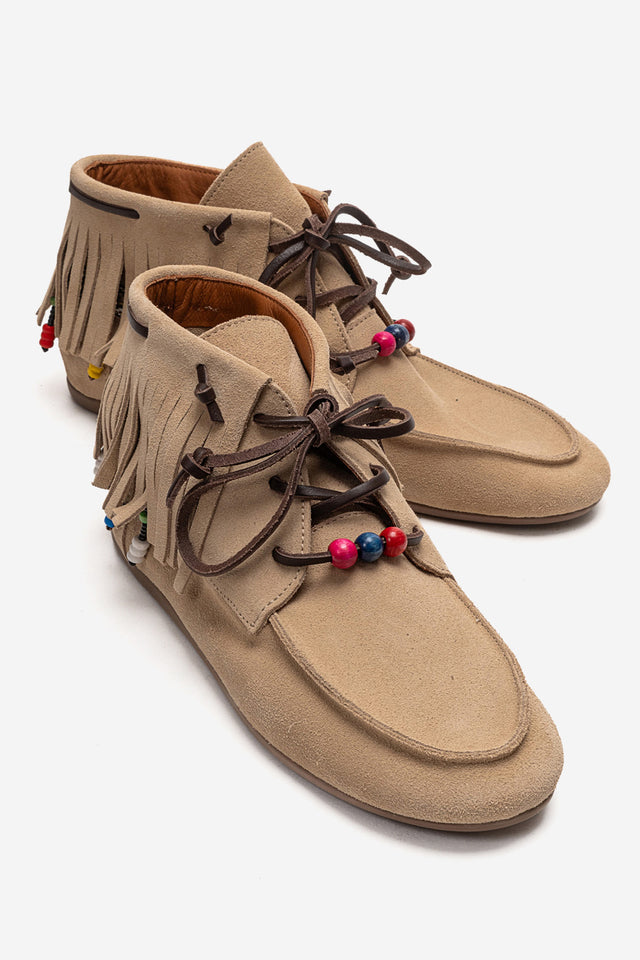 Kadın Hakiki Deri Krem Süet Saçak Boncuklu Bağcıklı Bilekte Ayakkabı Lorena