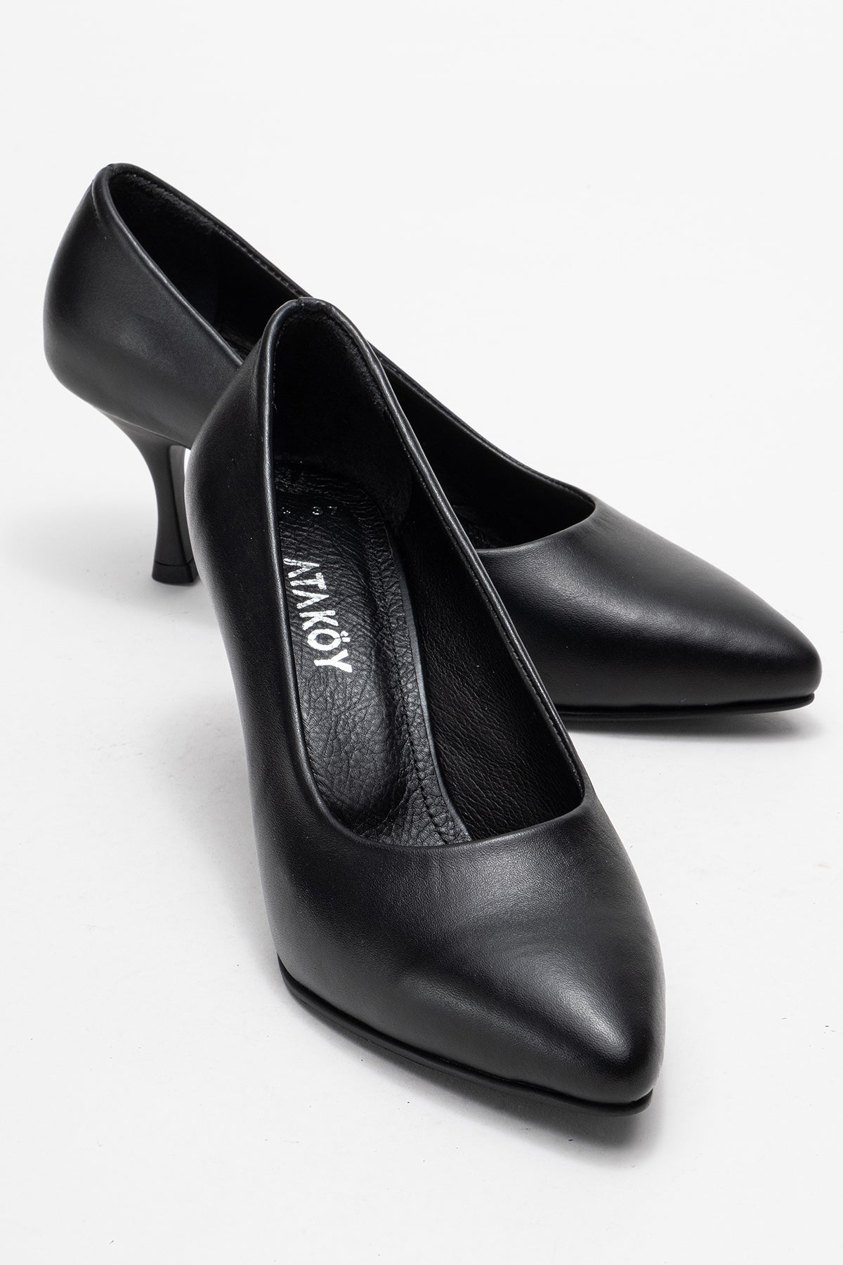 Kadın Hakiki Deri Siyah Sivri Burun 7 cm Orta Topuklu Stiletto Ayakkabı Vittoria