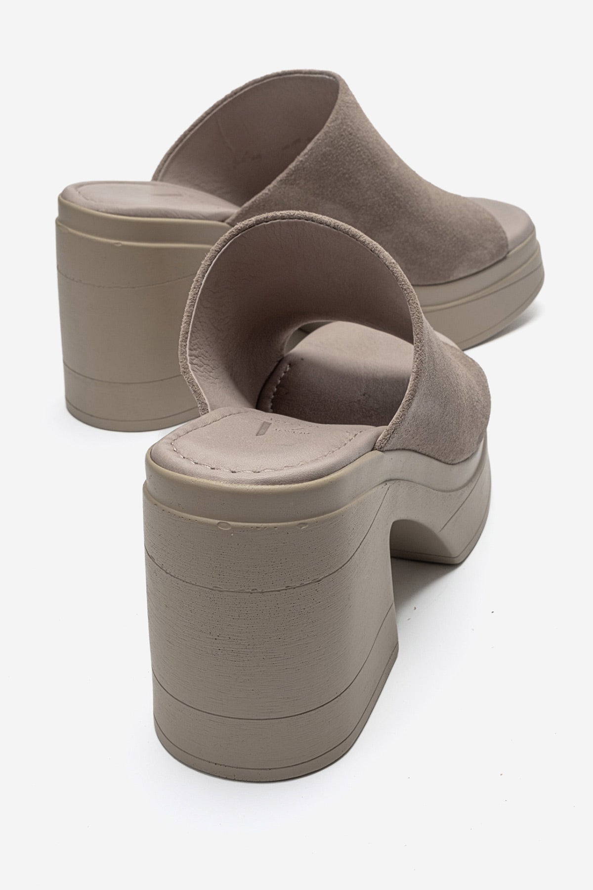 Kadın Hakiki Deri Bej Süet 10 cm Platform Topuklu Terlik Flora