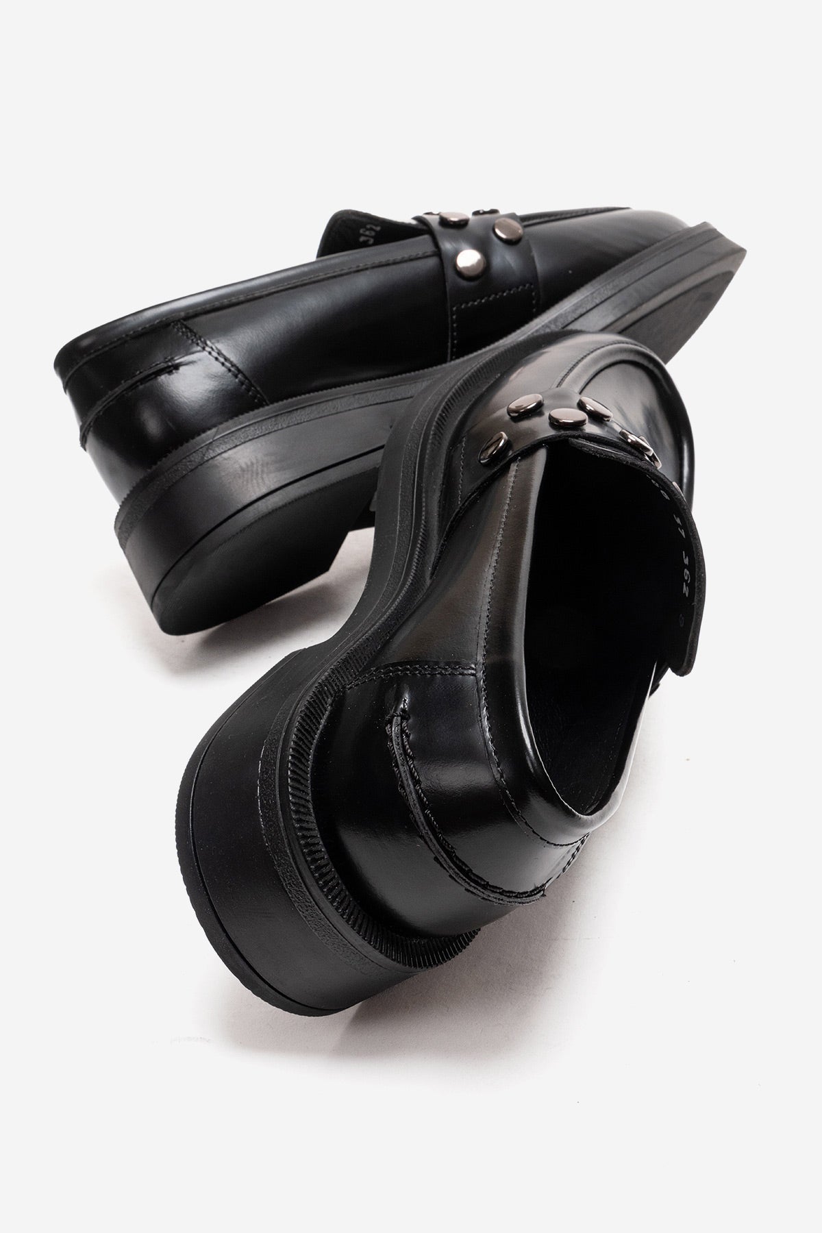 Kadın Hakiki Deri Siyah Açma Metal Zımbalı Kalın Taban Loafer Rimini
