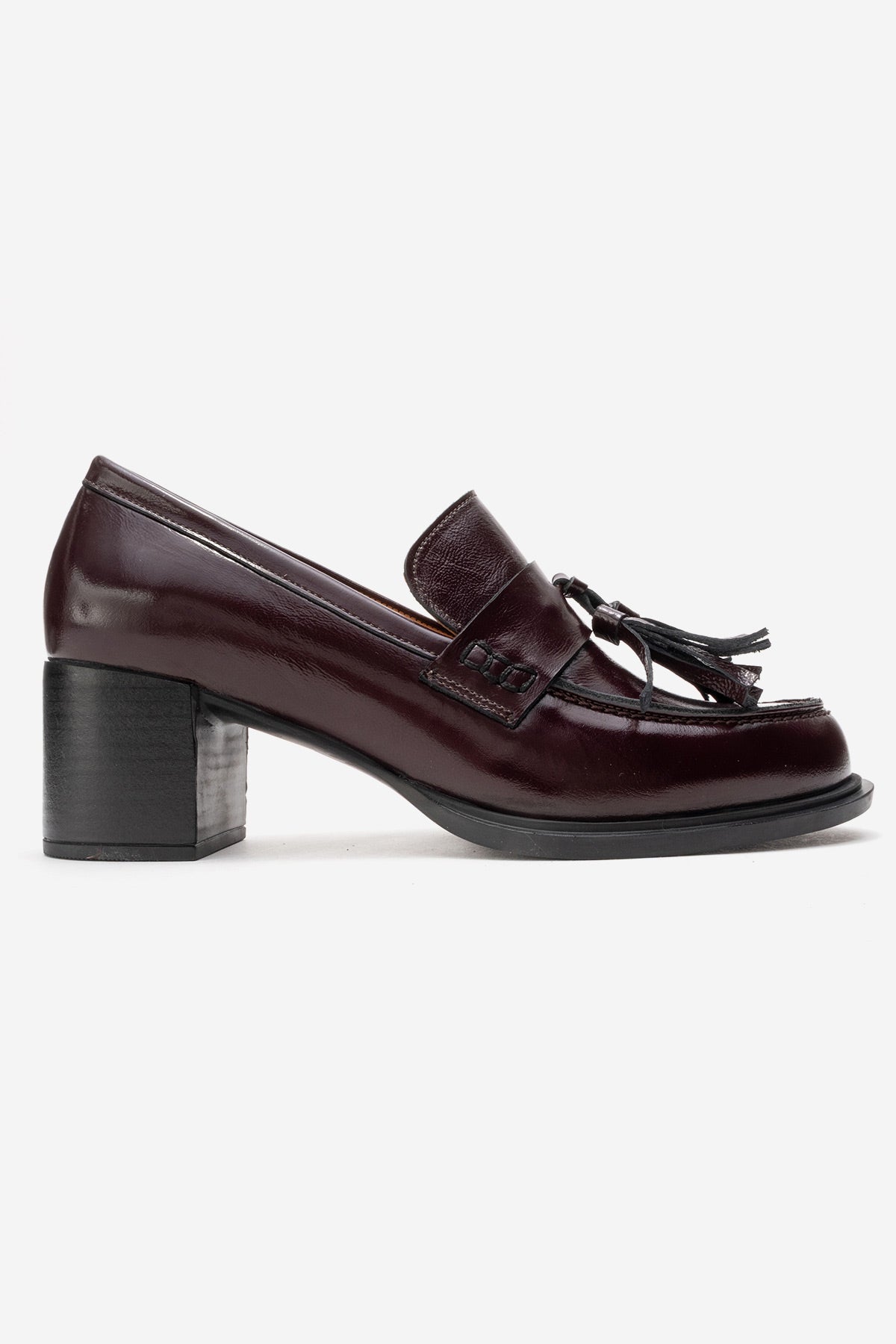 Kadın Hakiki Deri Bordo Dokulu Rugan Püskül Detaylı 6 cm Orta Kalın Topuklu Loafer Tatiana