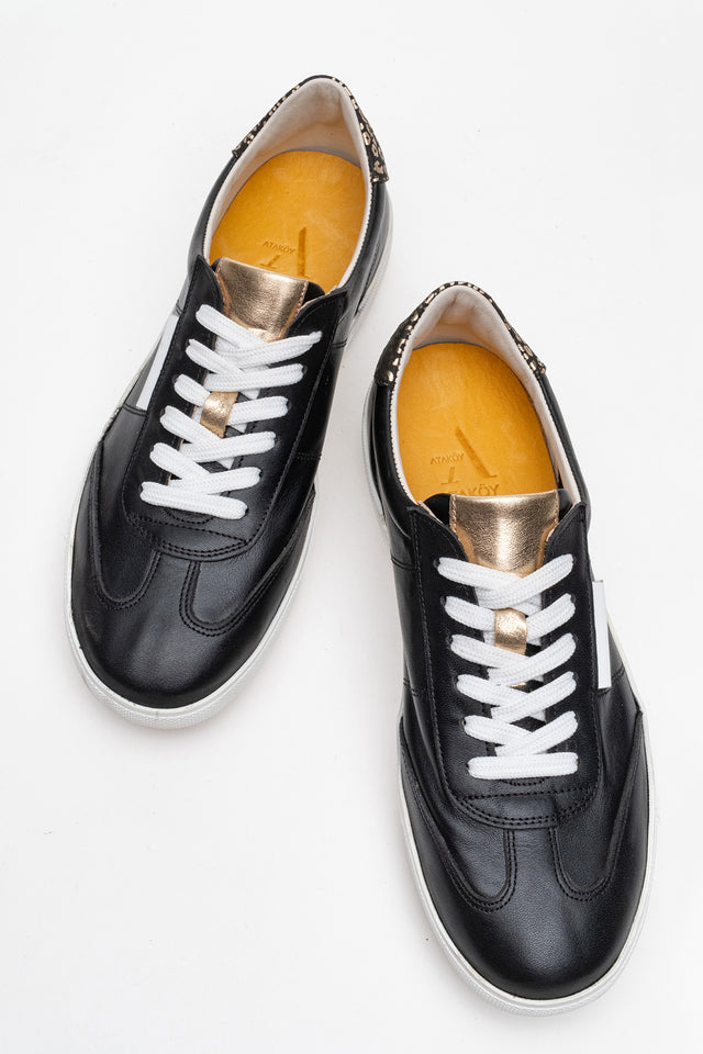 Kadın Hakiki Deri Siyah Altın Detaylı Bağcıklı Kalın Taban Sneaker Günlük Ayakkabı Bria