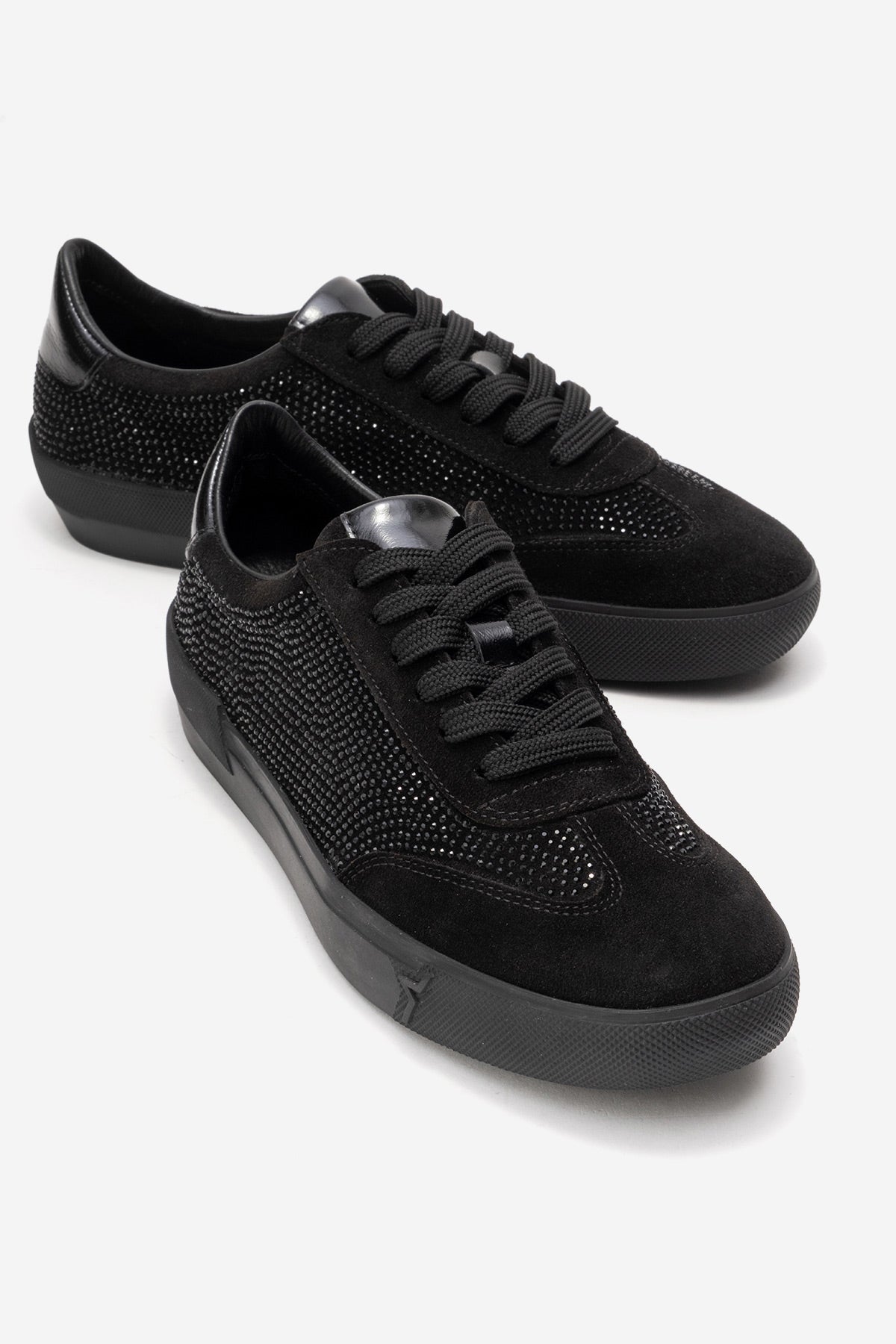 Kadın Hakiki Deri Siyah Detaylı Bağcıklı Kalın Taban Sneaker Günlük Ayakkabı Bria