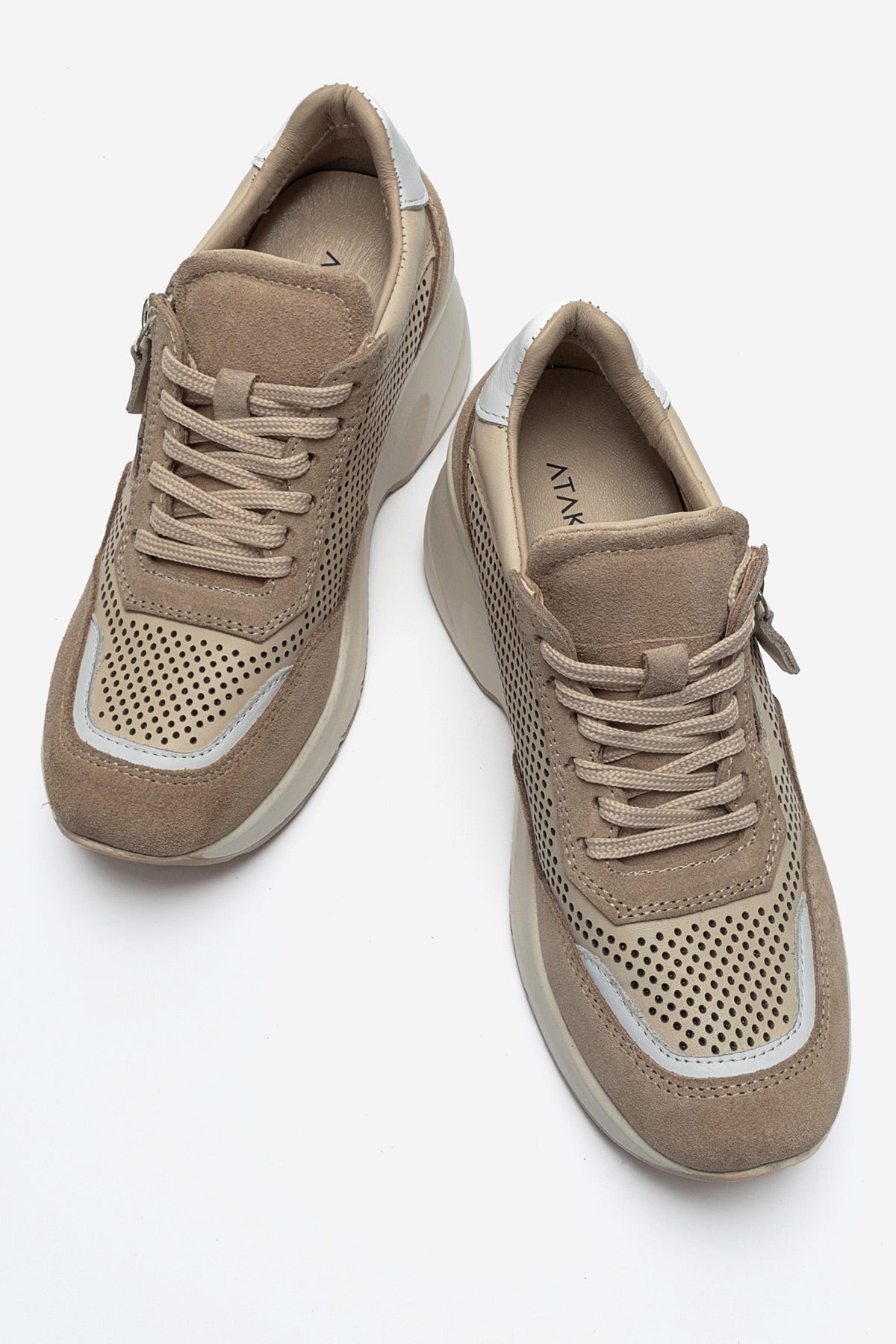 Kadın Hakiki Deri Bej Süet Lazer Kesim Dolgu Topuklu Sneaker Tia