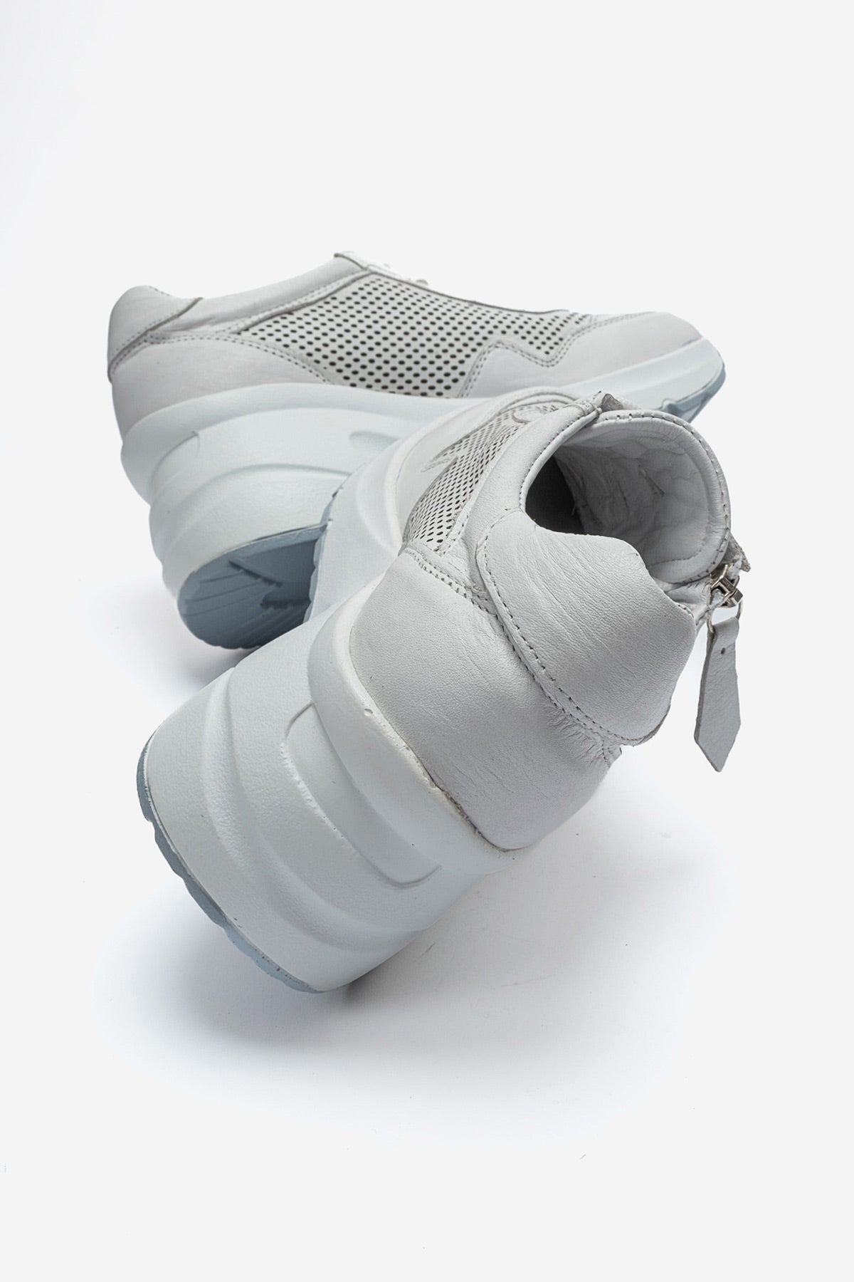 Kadın Hakiki Deri Beyaz Lazer Kesim Dolgu Topuklu Sneaker Tia