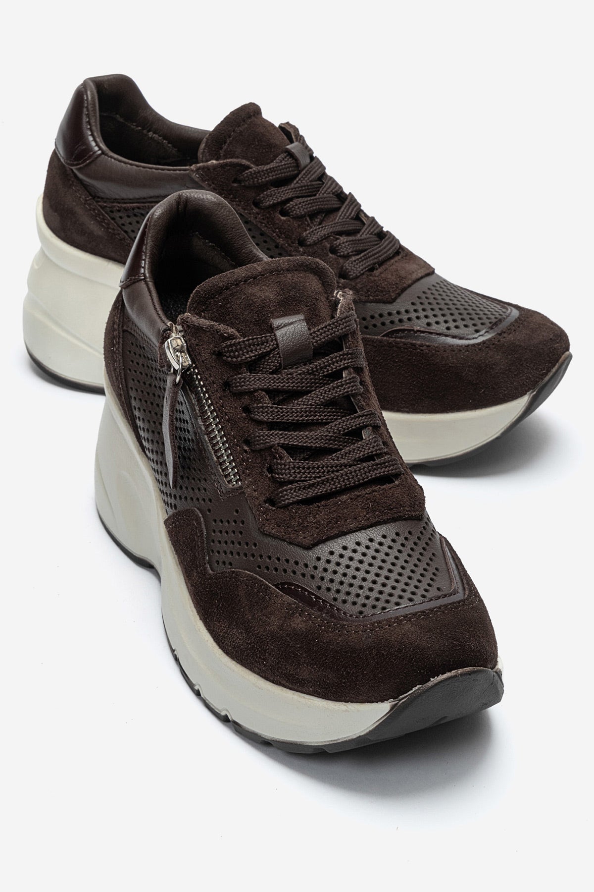 Kadın Hakiki Deri Kahve Süet Lazer Kesim Dolgu Topuklu Sneaker Tia