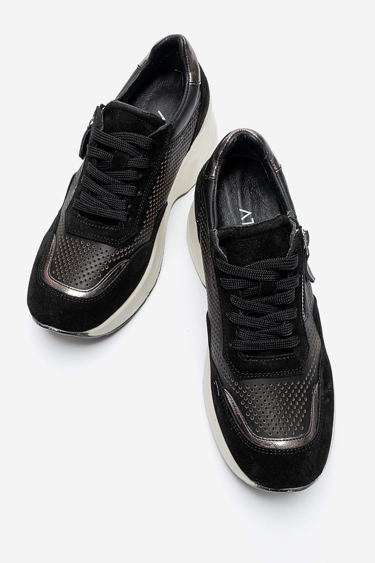 Kadın Hakiki Deri Siyah Süet Lazer Kesim Dolgu Topuklu Sneaker Tia