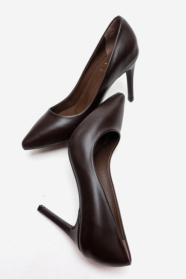 Kadın Hakiki Deri Kahve Sivri Burun 9 cm Yüksek İnce Topuklu Stiletto Raffaella