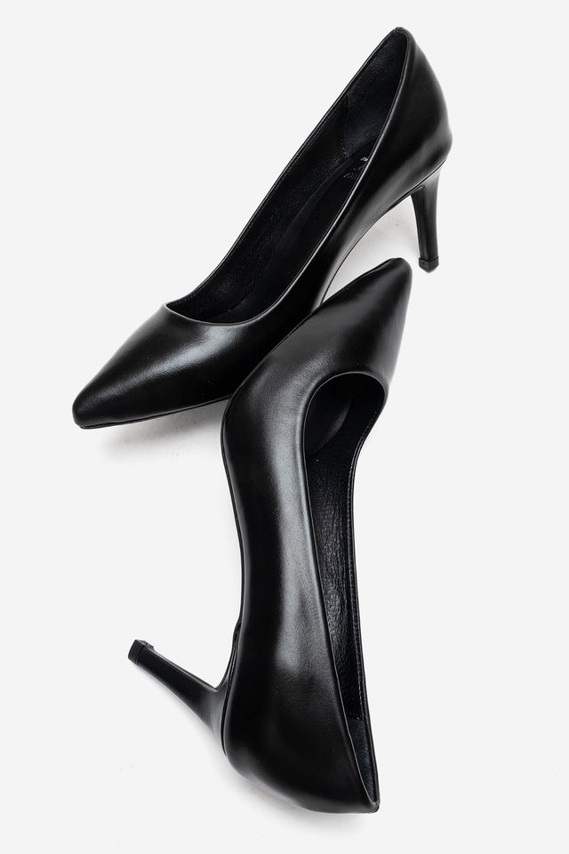 Kadın Hakiki Deri Siyah Sivri Burun 8 cm Yüksek İnce Topuklu Klasik Stiletto Romina