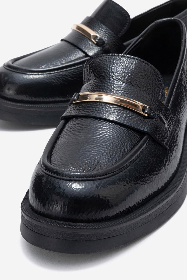 Kadın Hakiki Deri Siyah Dokulu Altın Metal Tokalı Kalın Taban Loafer Bolzano