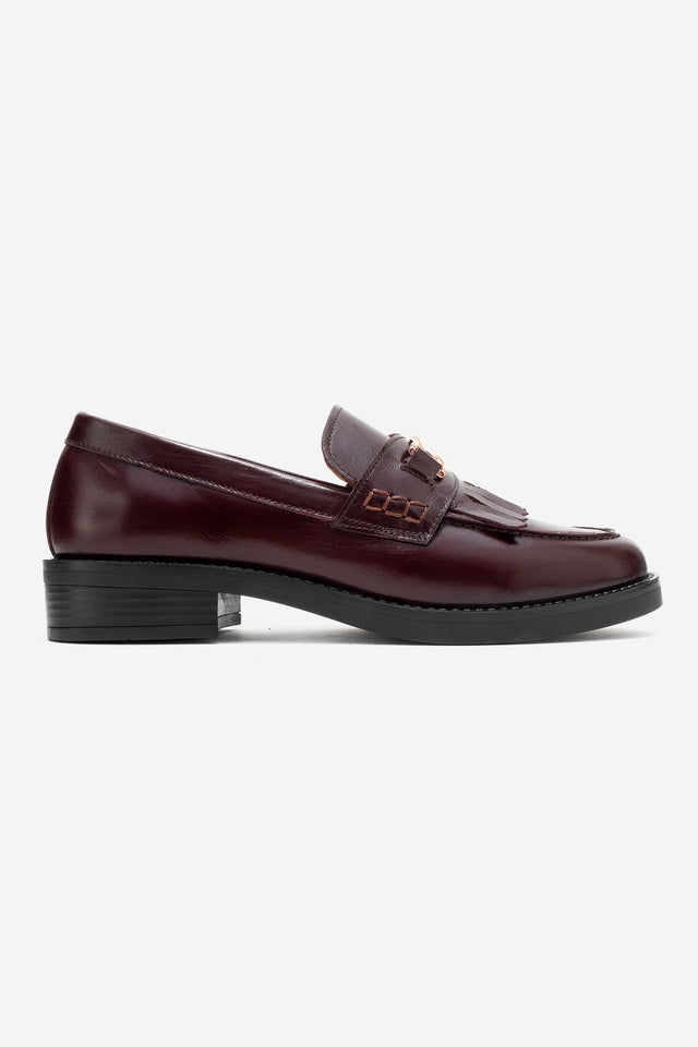 Kadın Hakiki Deri Bordo Saçaklı Altın Zincir Tokalı Loafer Cremona