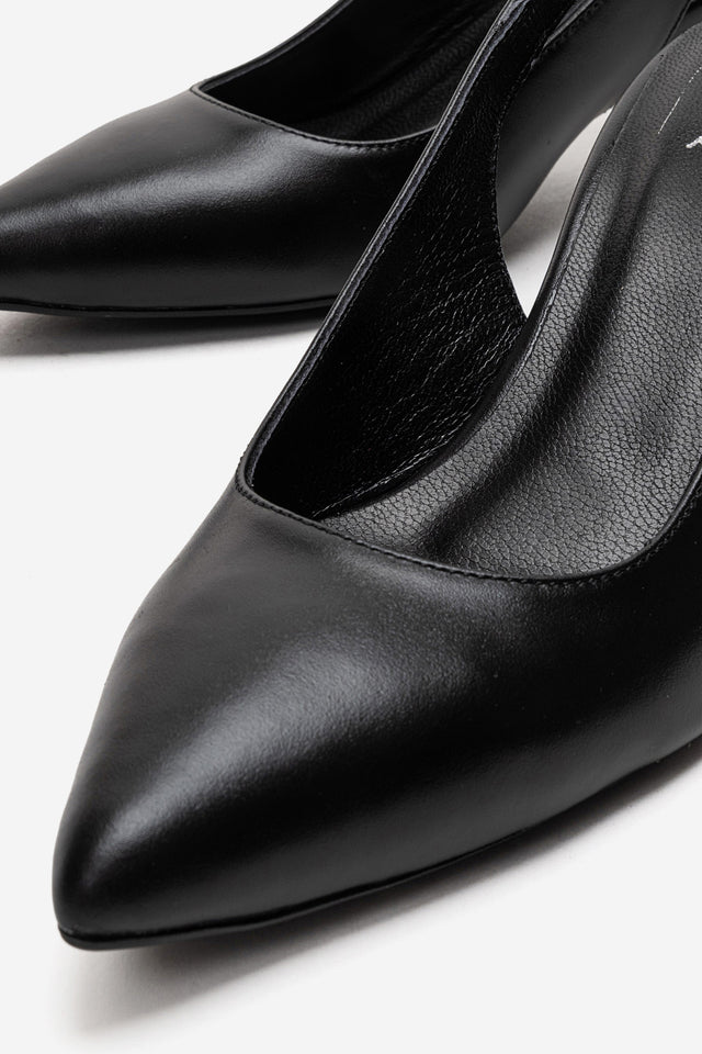 Kadın Hakiki Deri Siyah Arkası Açık Kısa 6 cm Orta Topuklu Stiletto Sabrina