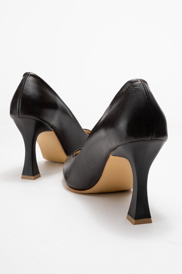Kadın Hakiki Deri Kahve Sivri Burun 9 cm Yüksek İnce Topuklu Stiletto Adriana