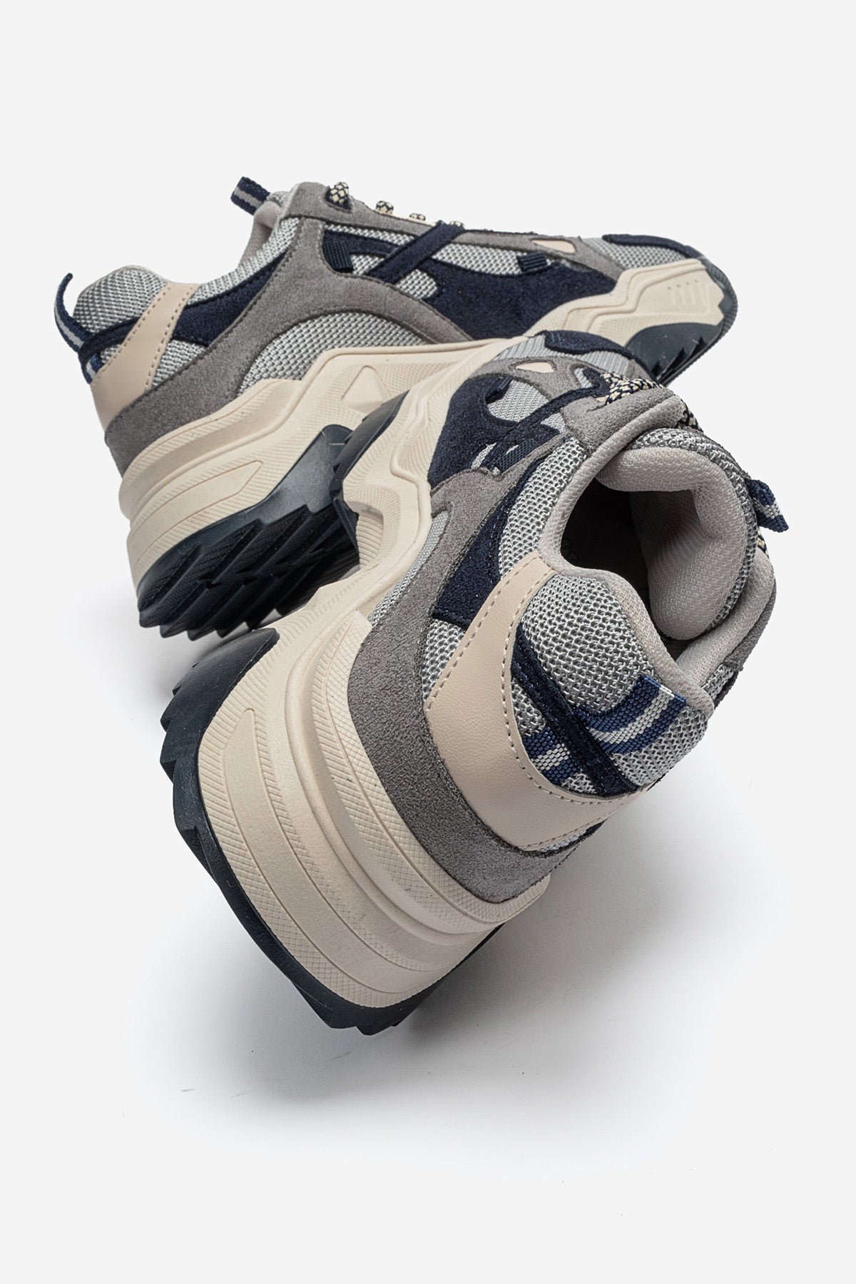 Kadın Lacivert Süet Bağcıklı Kalın Tabanlı Platformlu Sneaker Sia