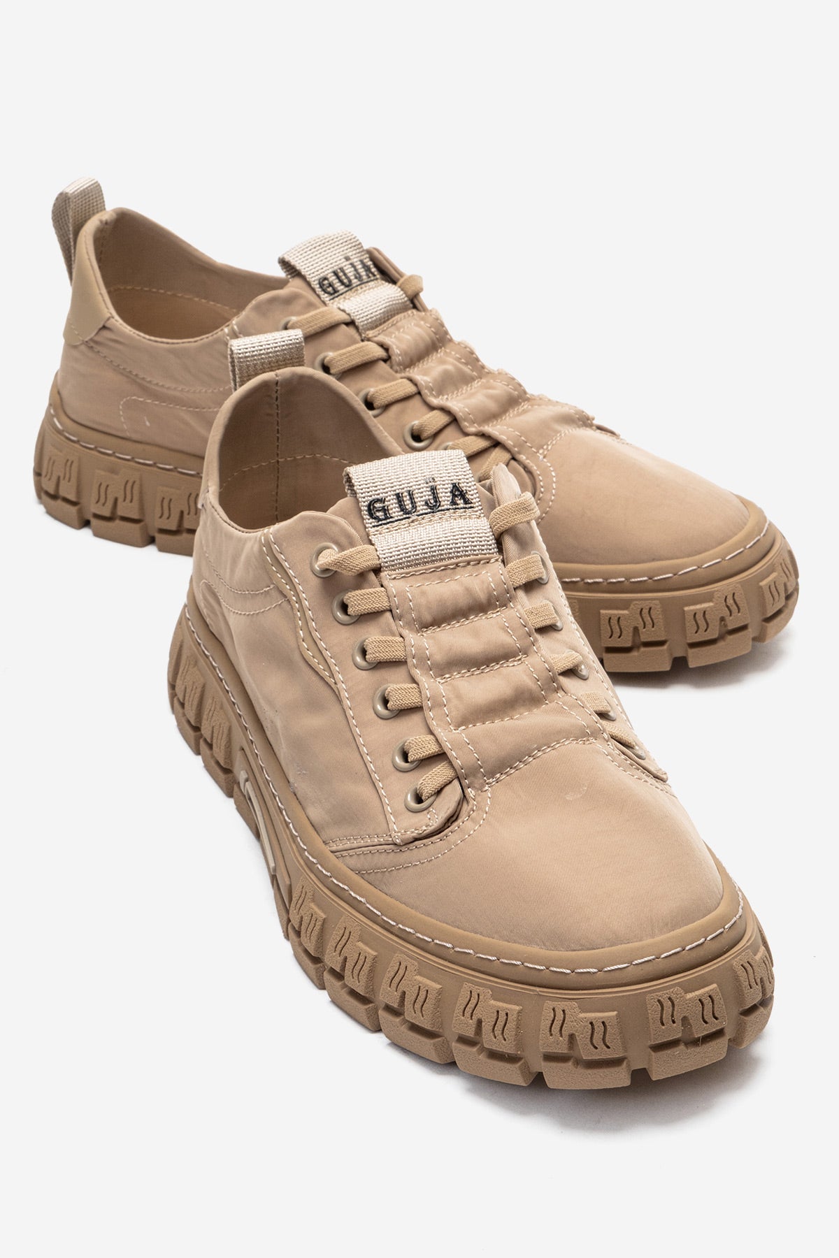 Kadın Bej Bağcıklı Kalın Kauçuk Tabanlı Sneaker Ayakkabı Kaia
