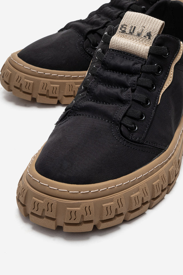 Kadın Siyah Bağcıklı Kalın Kauçuk Tabanlı Sneaker Ayakkabı Kaia