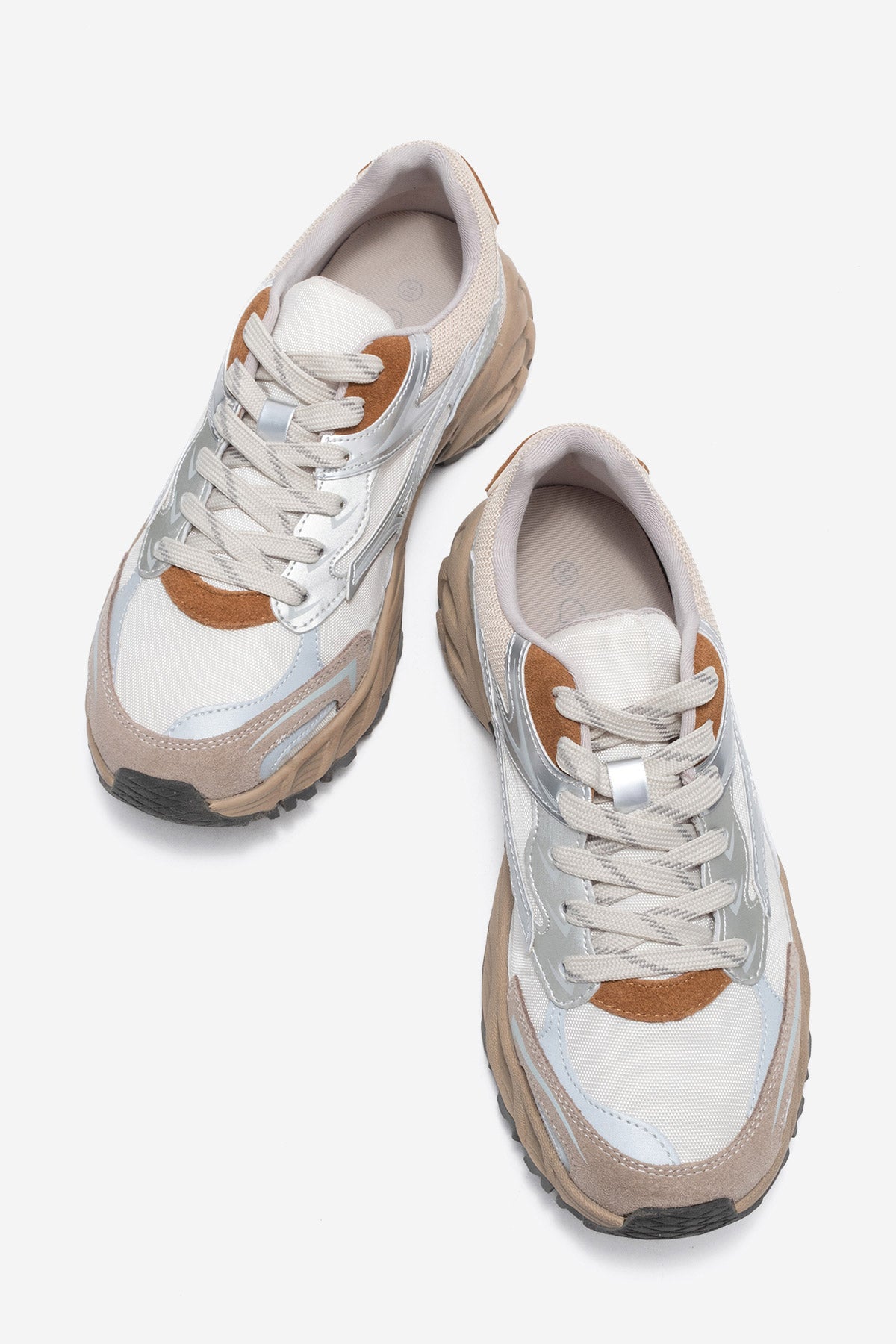 Kadın Gri File Detaylı Bağcıklı Kalın Kauçuk Tabanlı Sneaker Zia
