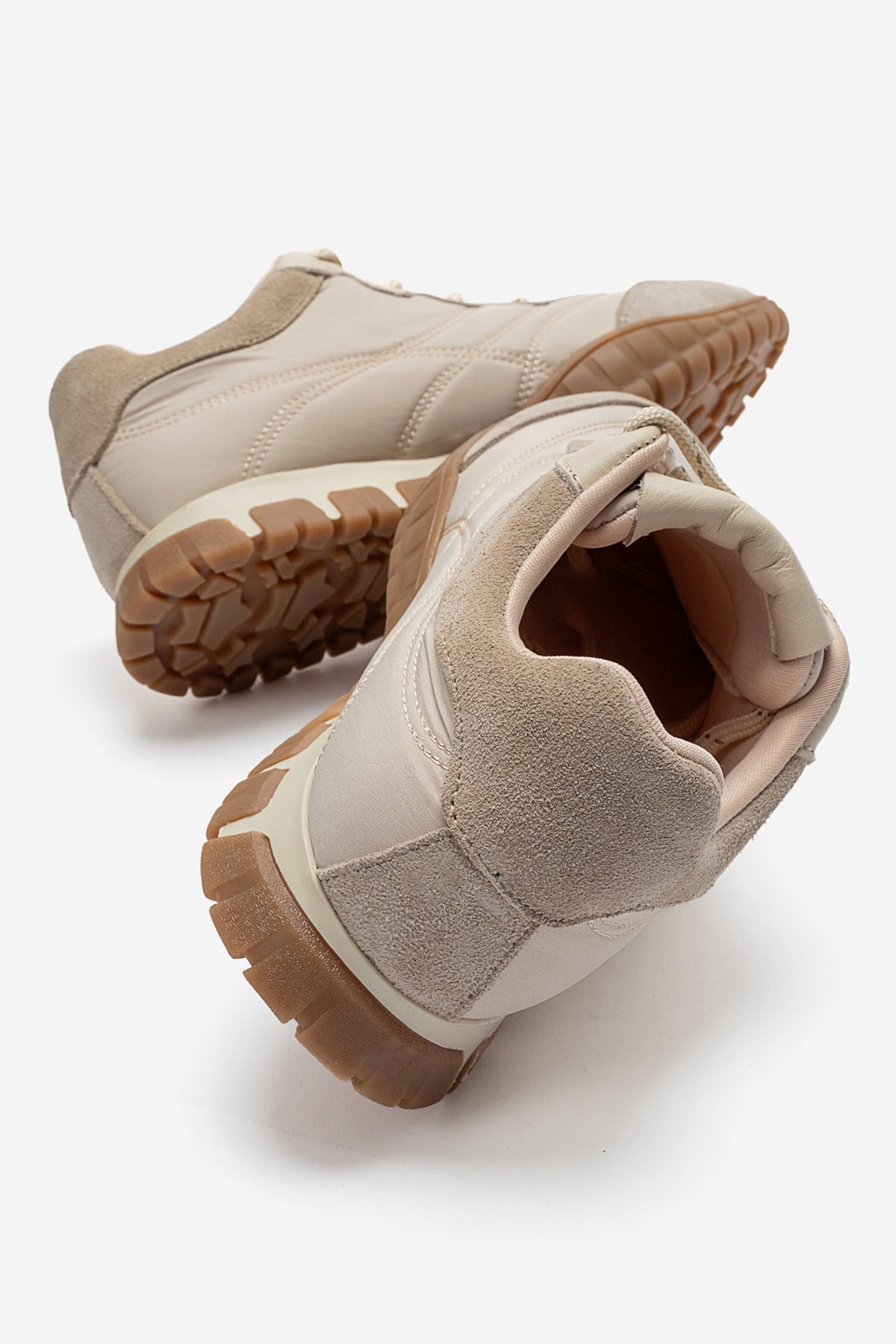 Kadın Bej Bağcıklı Tırtıklı Kauçuk Tabanlı Sneaker Ayakkabı Rea