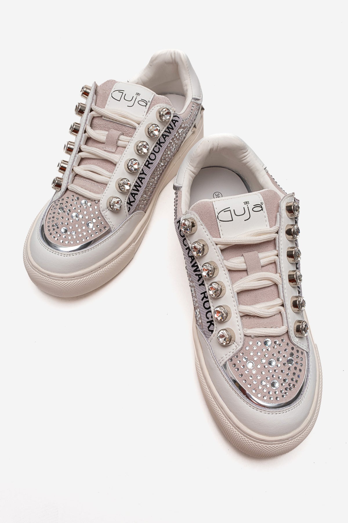 Kadın Gri Gümüş Taşlı Zımba Detaylı Kalın Tabanlı Sneaker Candela