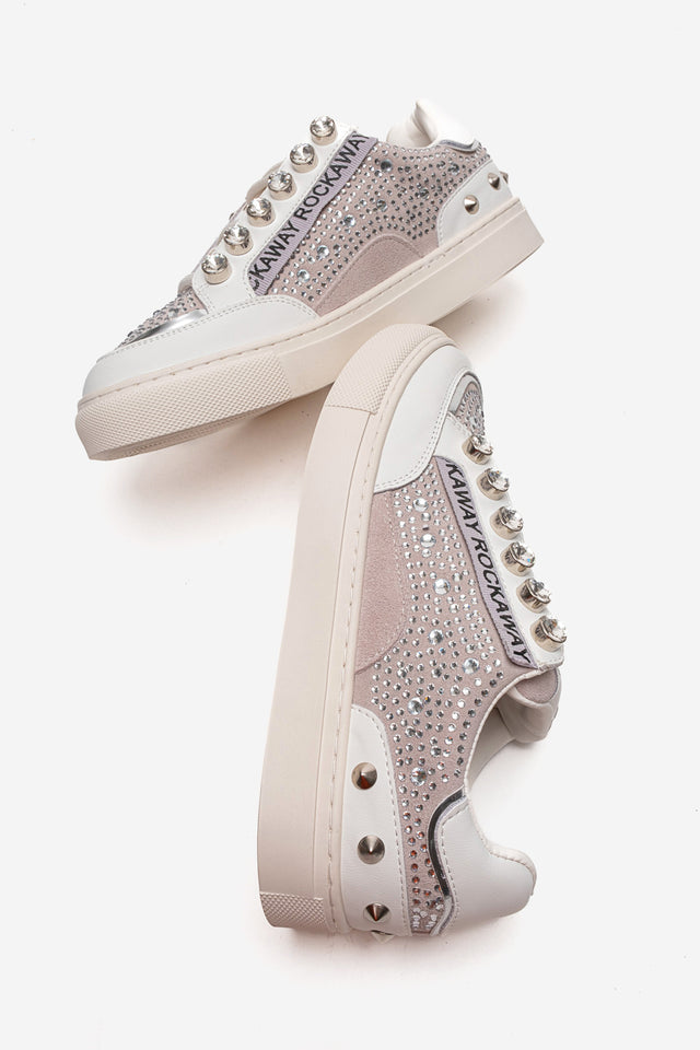Kadın Gri Gümüş Taşlı Zımba Detaylı Kalın Tabanlı Sneaker Candela