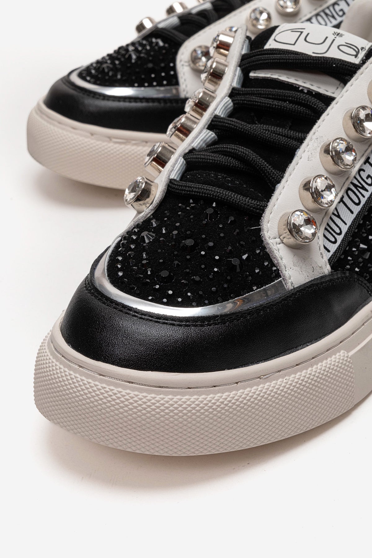 Kadın Siyah Gümüş Taşlı Zımba Detaylı Kalın Tabanlı Sneaker Candela